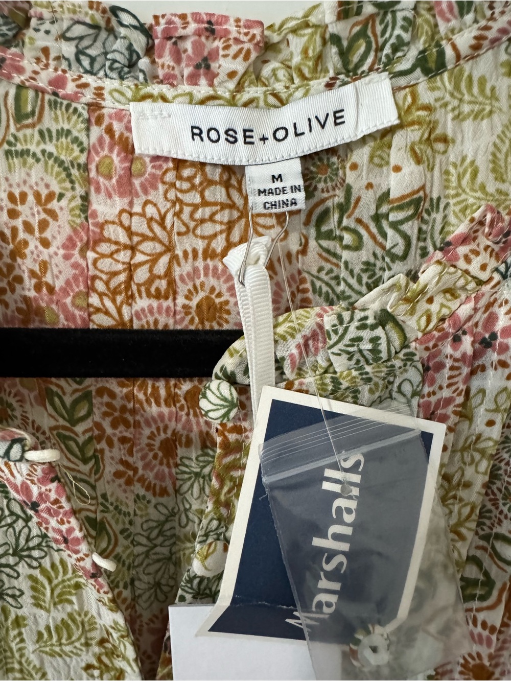 Rose + Olive Floral Blouse Short Sleeve Top - Picture 2 of 8